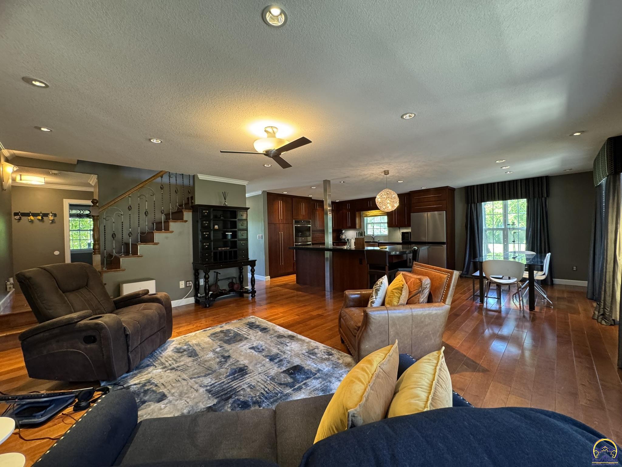 4415 Southeast West Edge Road Topeka, KS 66609 - Photo 8 of 90