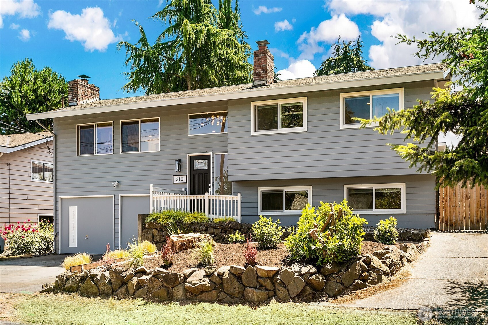 310 Pine Street Edmonds, WA 98020 - Photo 1 of 39