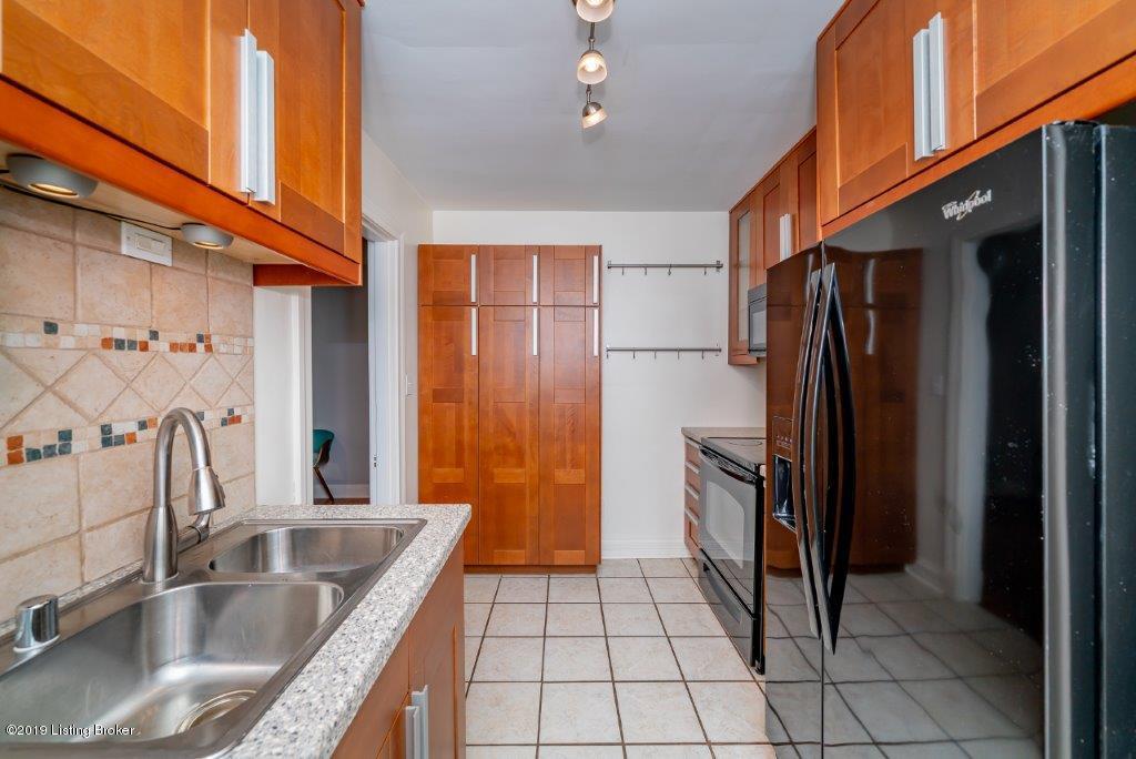 2443 Sherry Road Louisville, KY 40217 - Photo 15 of 33 2443 Sherry Rd L-33
