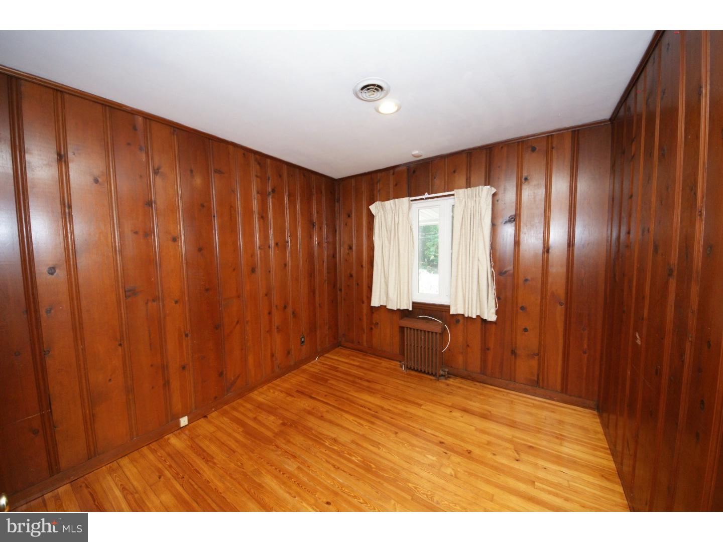 976 Alexander Road West Windsor, NJ 08550 - Photo 16 of 25 Bedroom 2