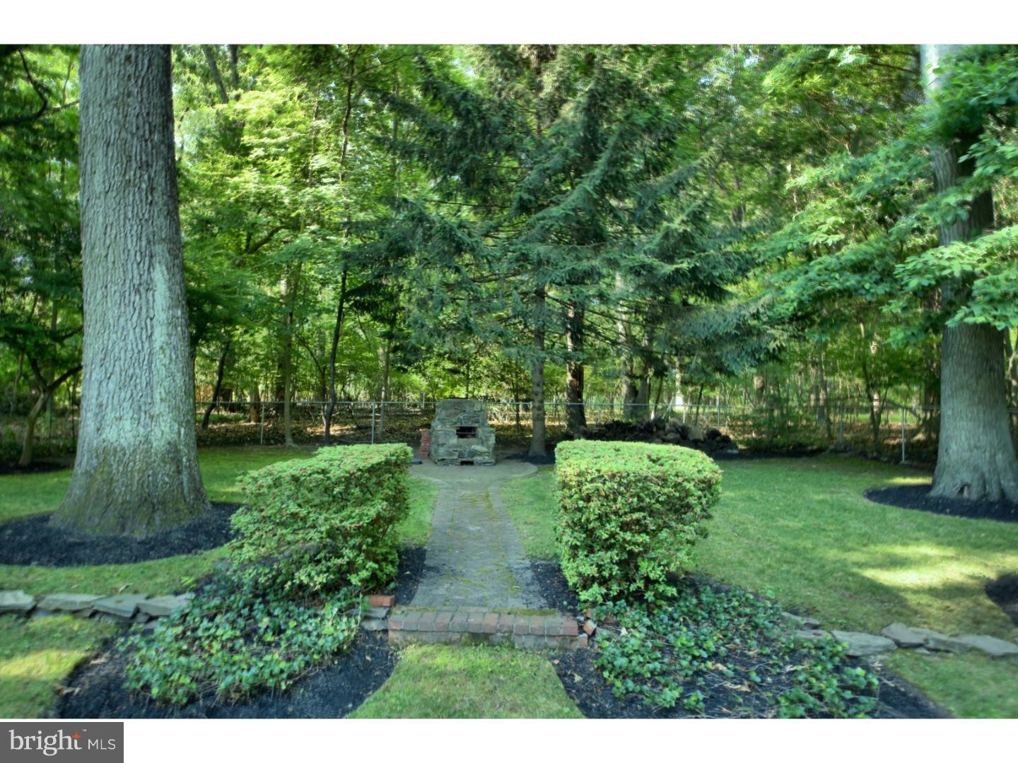 976 Alexander Road West Windsor, NJ 08550 - Photo 23 of 25 View in Back
