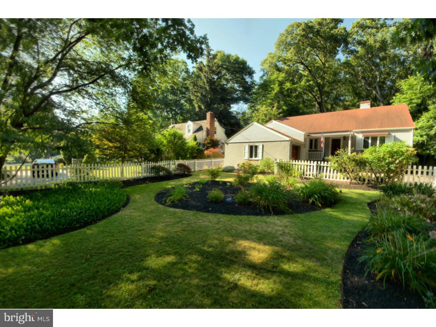976 Alexander Road West Windsor, NJ 08550 - Photo 4 of 25 Exterior Front