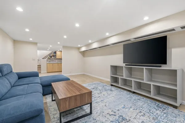 a view of a pathway of a building