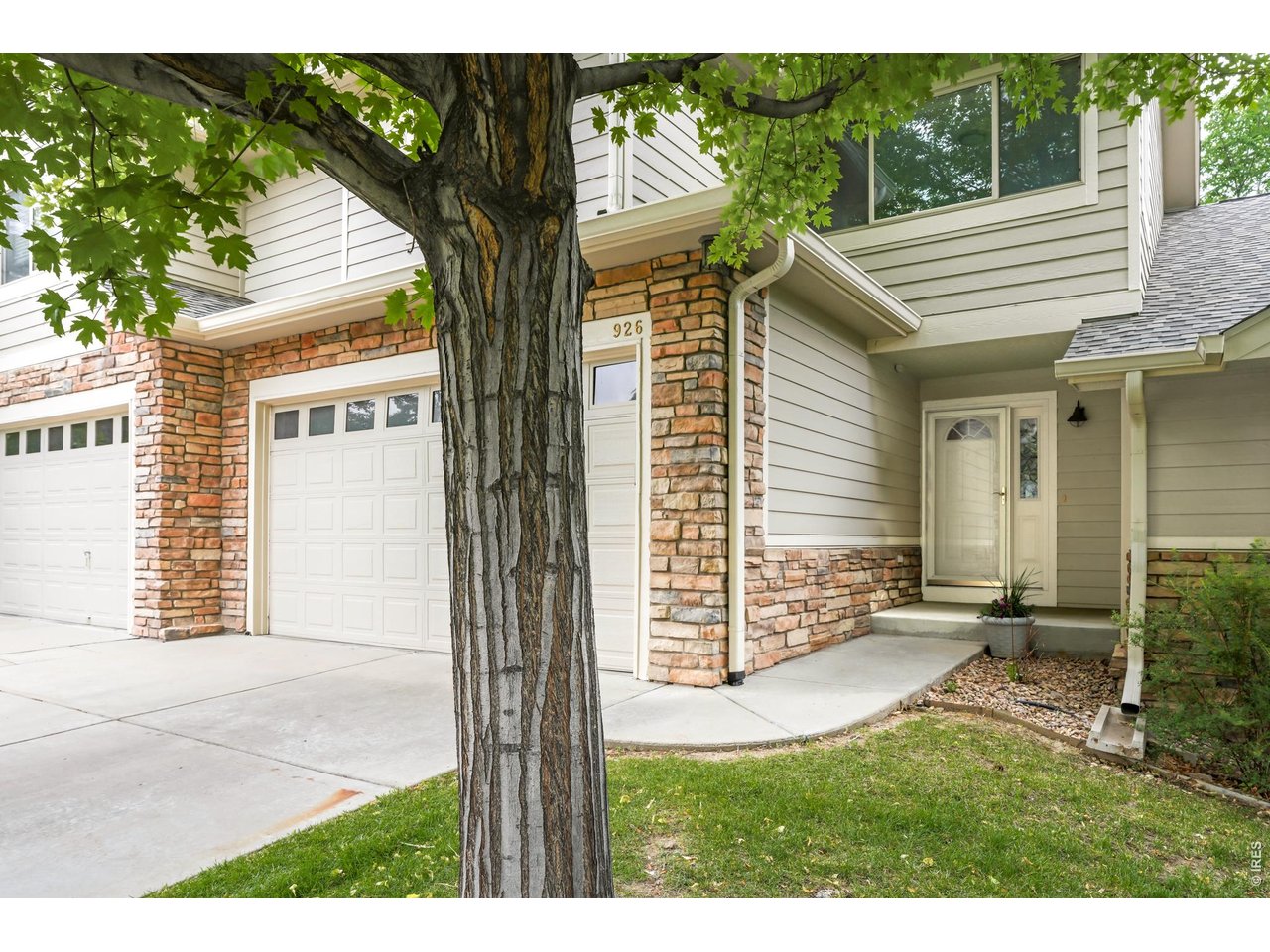 926 Hover Ridge Circle Longmont, CO 80501 - Photo 1 of 31 Front entry