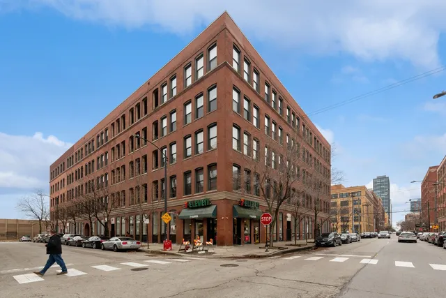 $849,900 | 400 South Green Street, Unit 305, Chicago, IL 60607