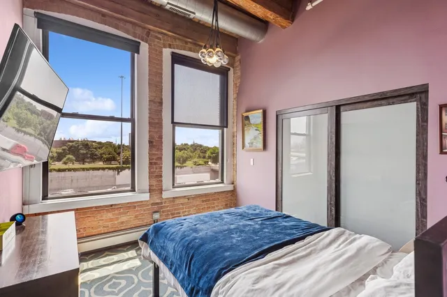 $849,900 | 400 South Green Street, Unit 305, Chicago, IL 60607