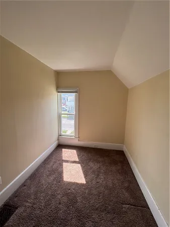 $995 | 1056 Walnut Street, Unit 4, Elmira, NY 14905