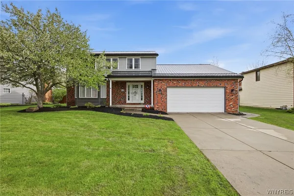 $449,000 | 14 Centennial Court, West Seneca, NY 14224