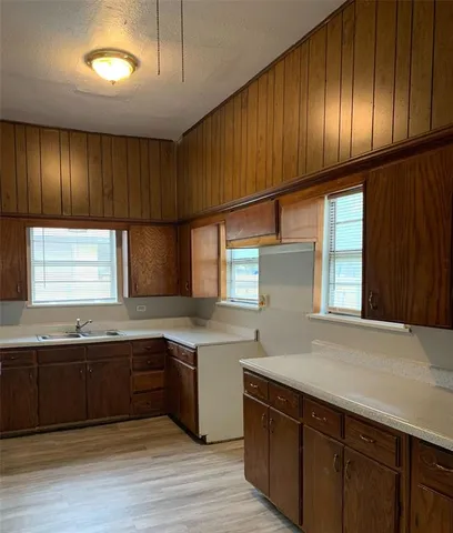 $1,550 | 815 South Willow Street, Sherman, TX 75090