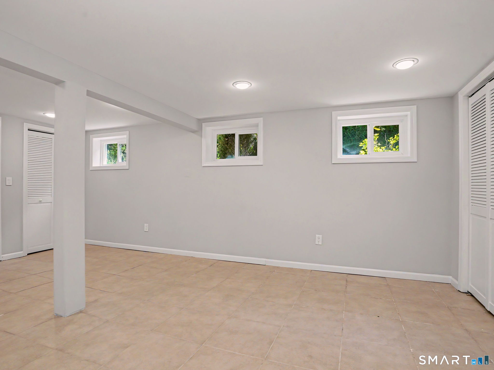 44 Sniffen Road Westport, CT 06880 - Photo 31 of 39 Lower level with tile flooring