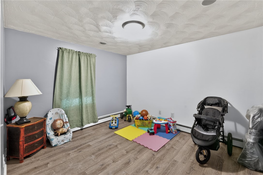 37 Mercy Street Providence, RI 02909 - Photo 10 of 17