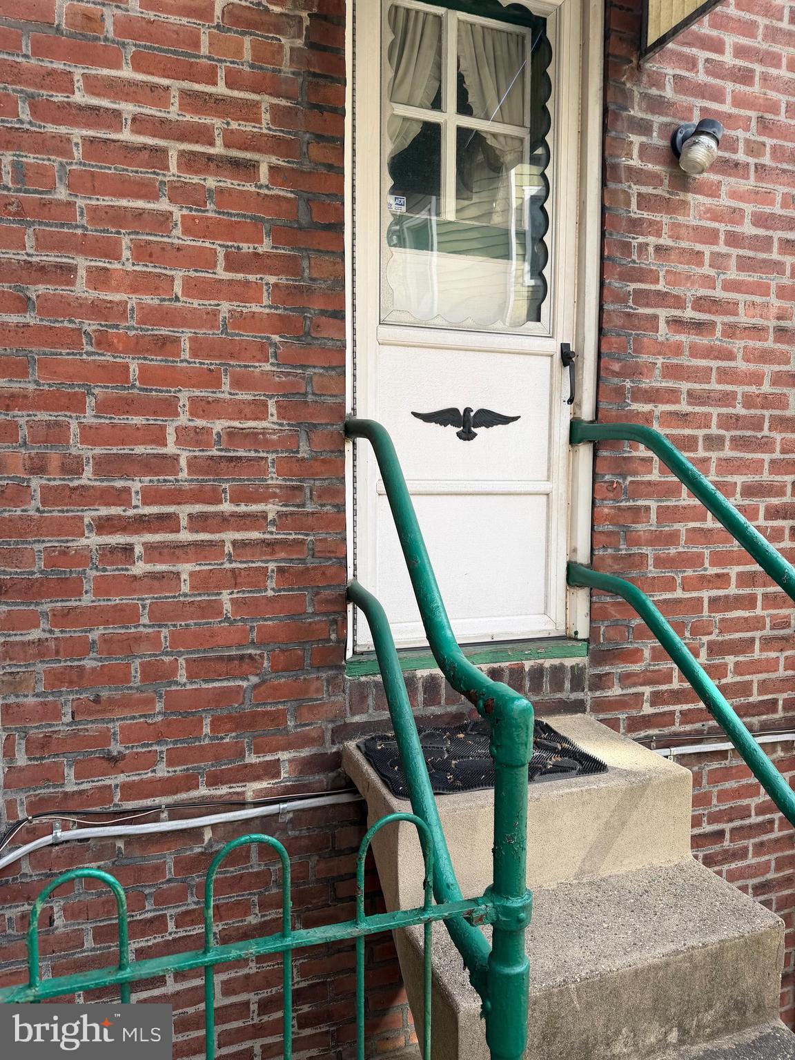 4640 Adams Avenue Philadelphia, PA 19124 - Photo 2 of 34 a view of entryway
