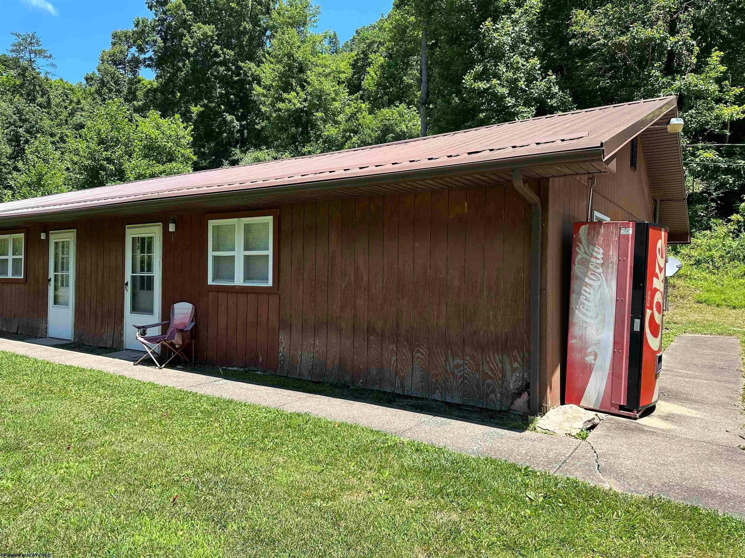 150 Pioneer Road Weston, WV 26452 - Photo 3 of 11 Gallery Image 3
