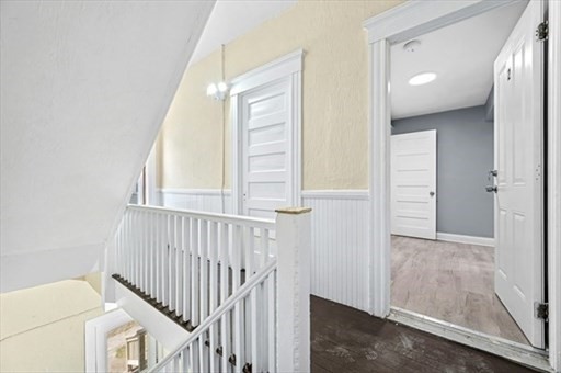 139 Lincoln Street Worcester, MA 01605 - Photo 13 of 36