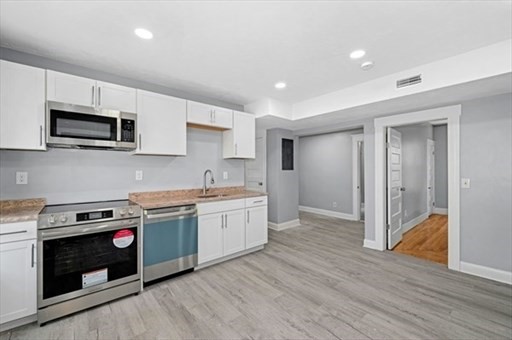 139 Lincoln Street Worcester, MA 01605 - Photo 17 of 36