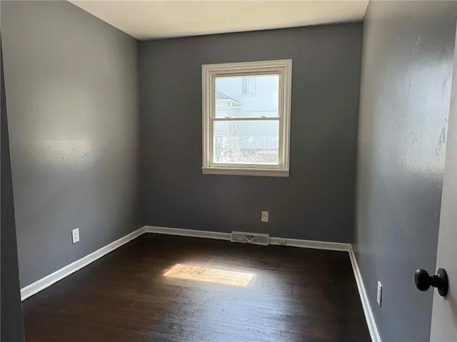 $110,000 | 7040 Agnes Avenue, Kansas City, MO 64132