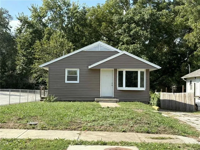 $110,000 | 7040 Agnes Avenue, Kansas City, MO 64132