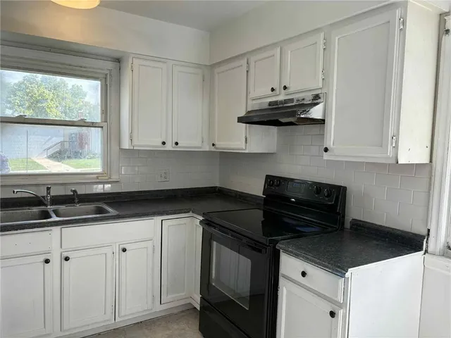 $110,000 | 7040 Agnes Avenue, Kansas City, MO 64132