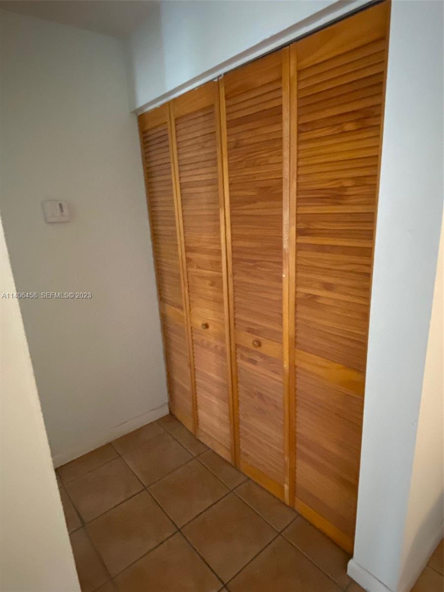 9227 Southwest 87th Avenue, Unit B7 Miami, FL 33176 - Photo 14 of 21