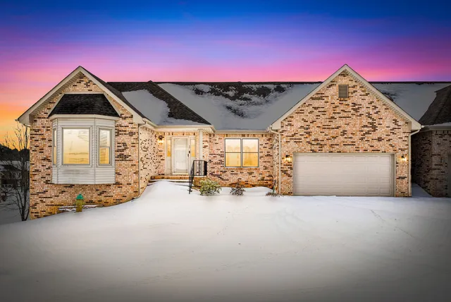 $355,000 | 1818 Memorial Drive, Unit 46, Clarksville, TN 37043