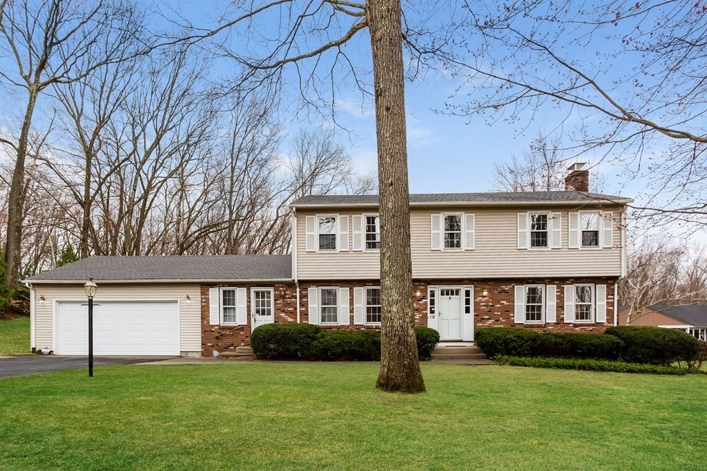 19 Northfield Road Longmeadow, MA 01106 - Photo 1 of 35 Gallery Image 1