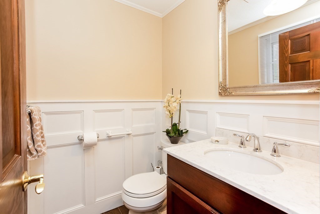 19 Northfield Road Longmeadow, MA 01106 - Photo 13 of 35 Gallery Image 13