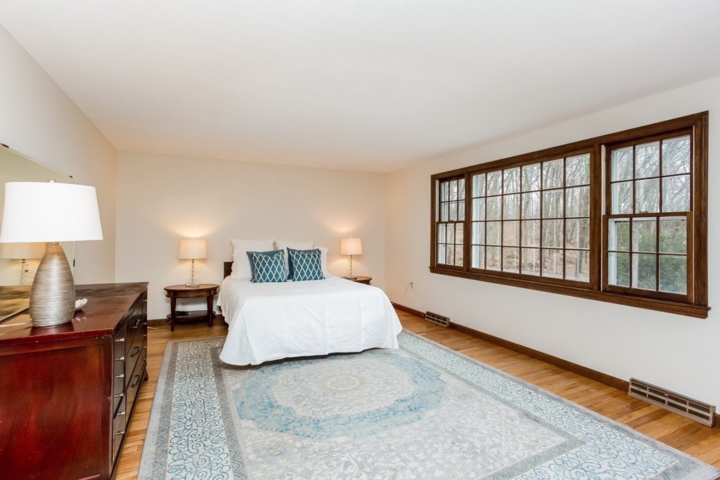 19 Northfield Road Longmeadow, MA 01106 - Photo 18 of 35 Gallery Image 18