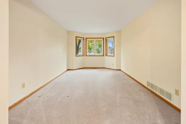 $289,900 | 1208 36th Avenue North, St. Cloud, MN 56303