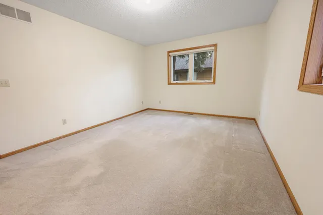 $289,900 | 1208 36th Avenue North, St. Cloud, MN 56303