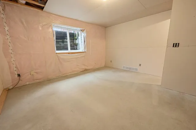 $289,900 | 1208 36th Avenue North, St. Cloud, MN 56303