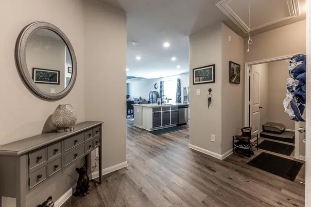 $1,975 | 108 Bobcat Bend, Huntsville, TX 77320