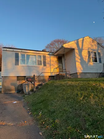 $389,900 | 56 Bidwell Terrace, Middletown, CT 06457