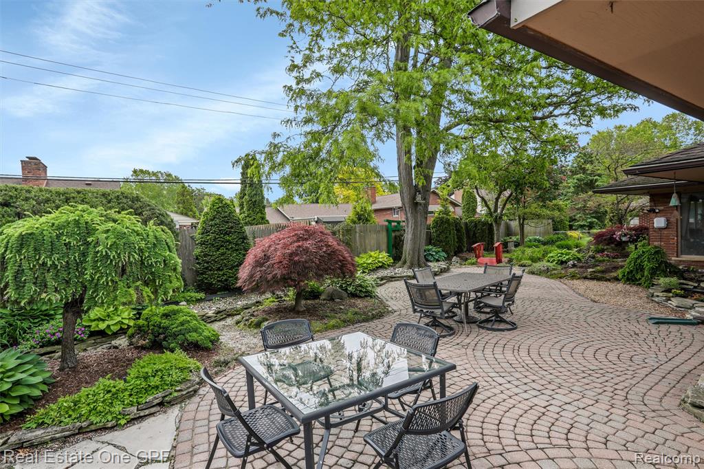 439 Barclay Road Grosse Pointe Farms, MI 48236 - Photo 42 of 47