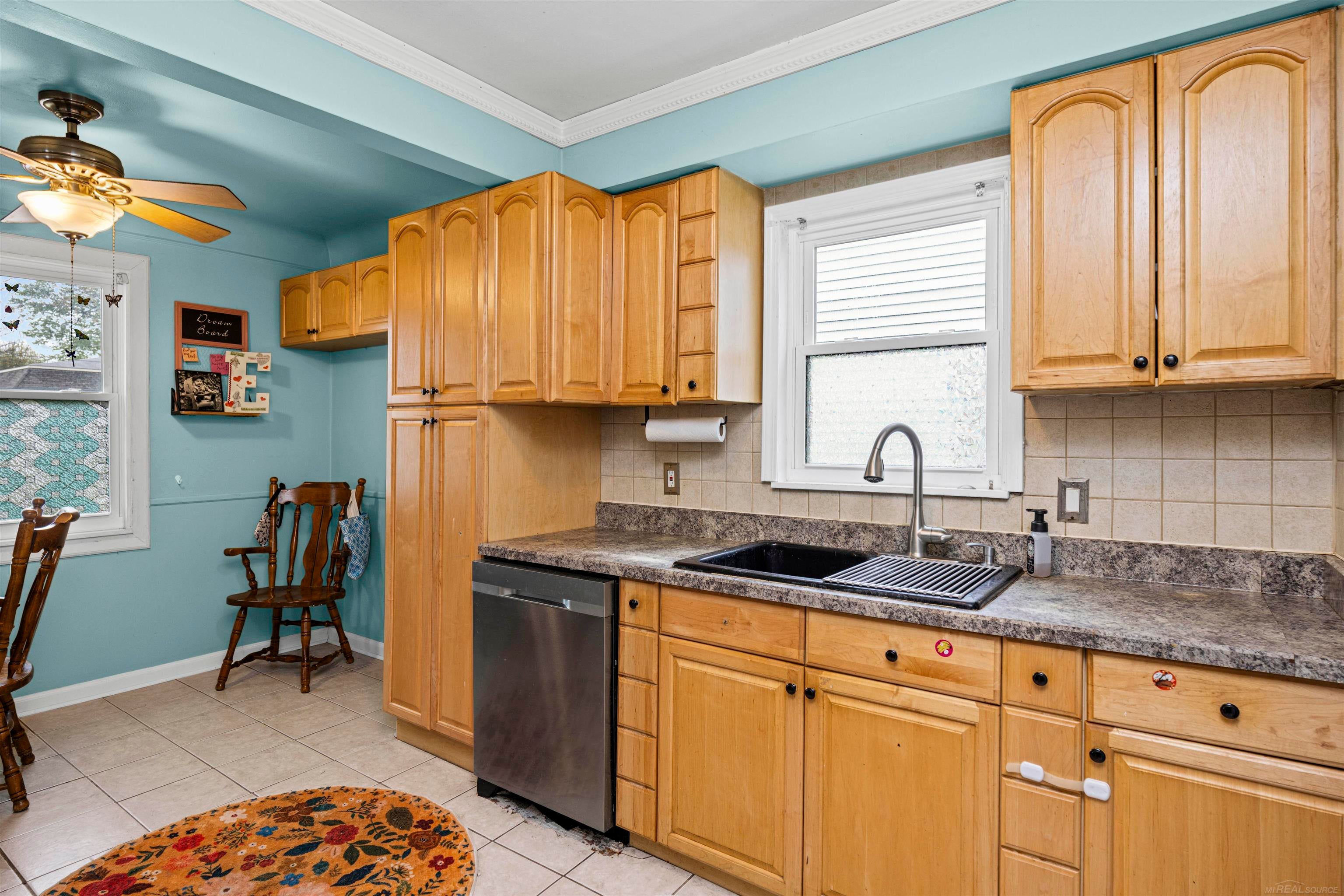 2980 Greenfield Road Berkley, MI 48072 - Photo 11 of 36 Gallery Image 11