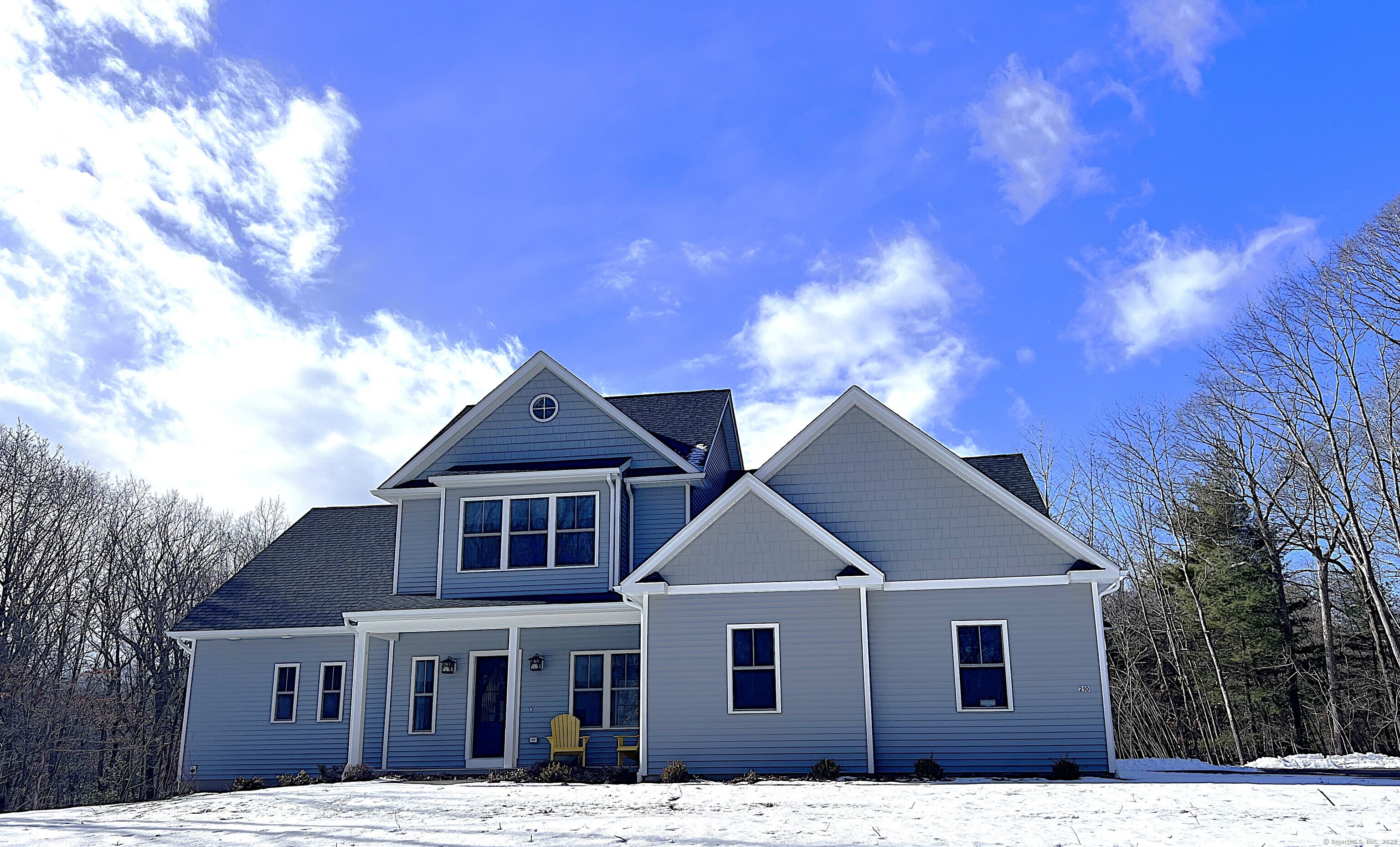 20 Peddlers Road Guilford, CT 06437 - Photo 1 of 1 a front view of a house with a yard