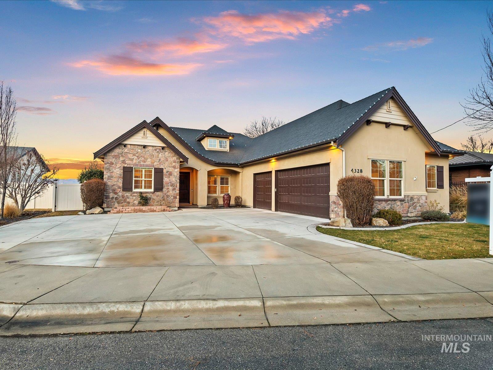 4328 Edgemont Street Boise, ID 83706 - Photo 1 of 50