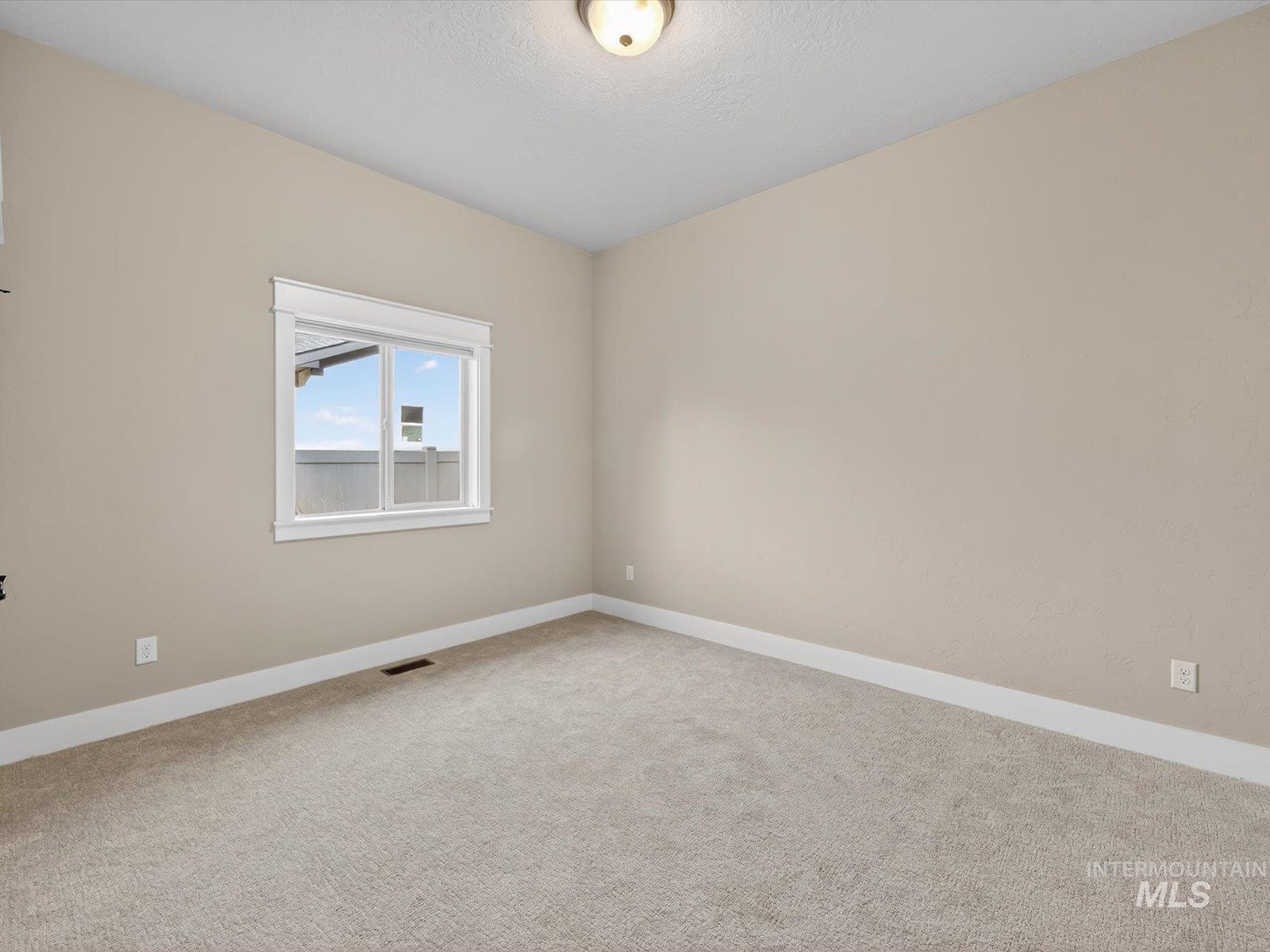 4328 Edgemont Street Boise, ID 83706 - Photo 37 of 50