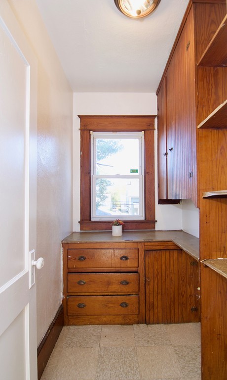 59-61 Sycamore Street Springfield, MA 01109 - Photo 8 of 37 Gallery Image 8