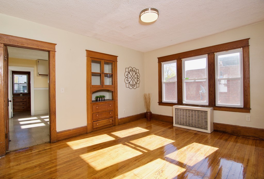 59-61 Sycamore Street Springfield, MA 01109 - Photo 9 of 37 Gallery Image 9