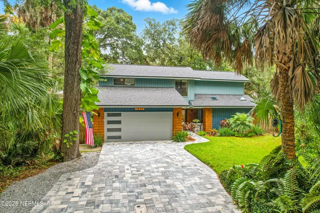 $975,000 | 1825 Hickory Lane, Atlantic Beach, FL 32233