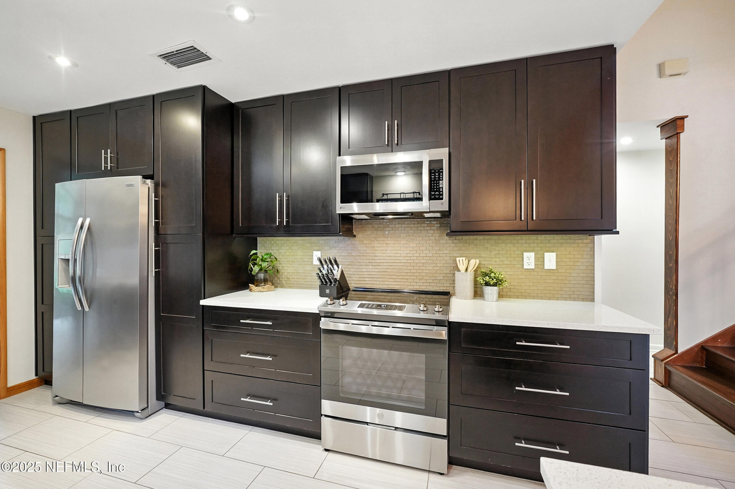 1825 Hickory Lane Atlantic Beach, FL 32233 - Photo 11 of 34 Stainless Appliances