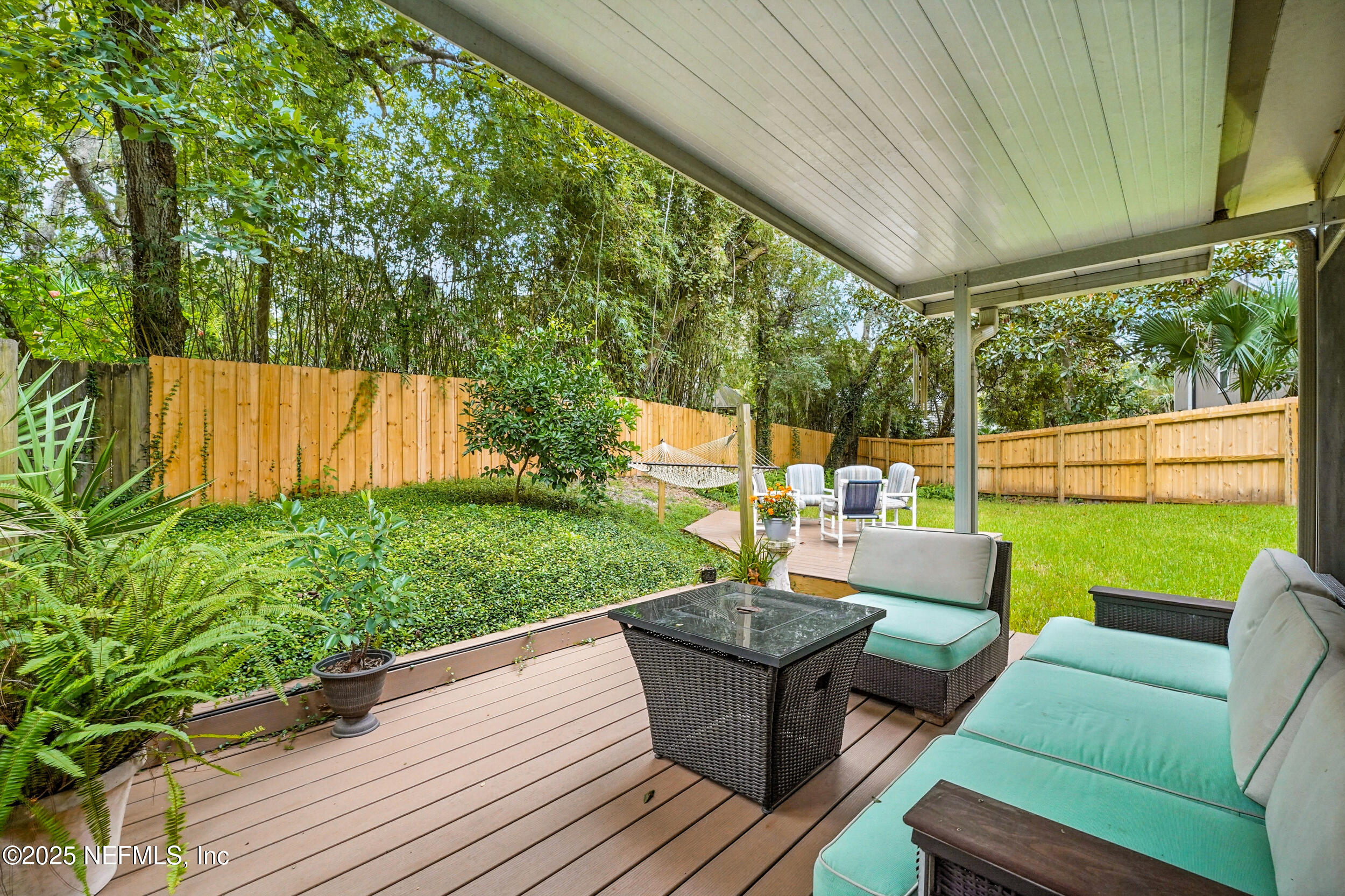 1825 Hickory Lane Atlantic Beach, FL 32233 - Photo 29 of 34 Secluded Backyard