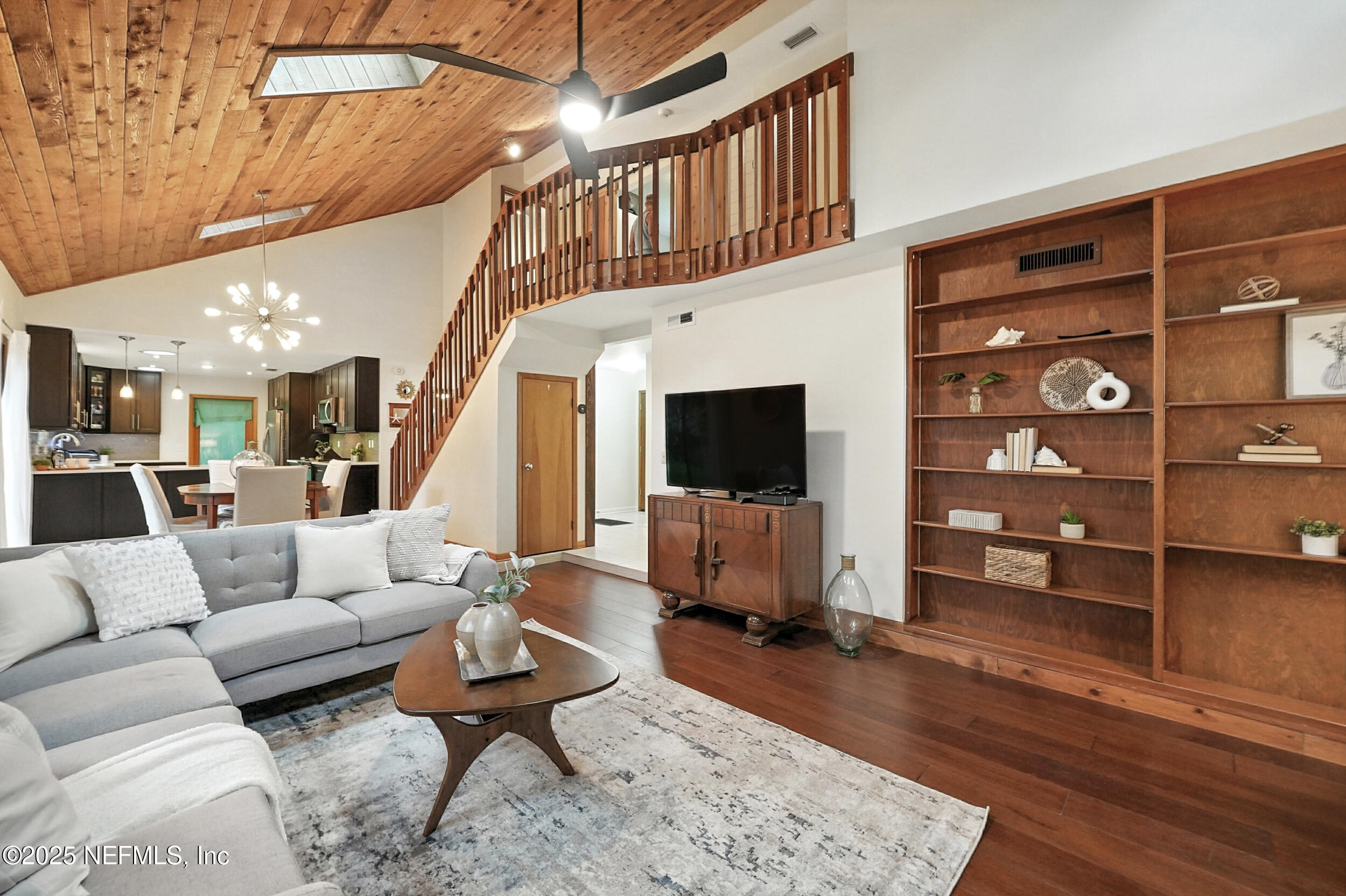 1825 Hickory Lane Atlantic Beach, FL 32233 - Photo 5 of 34 Built-In bookshelves