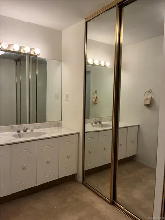 $499,000 | 707 Bentley Court, St. James, NY 11780