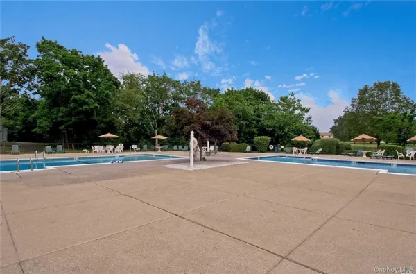 $499,000 | 707 Bentley Court, St. James, NY 11780
