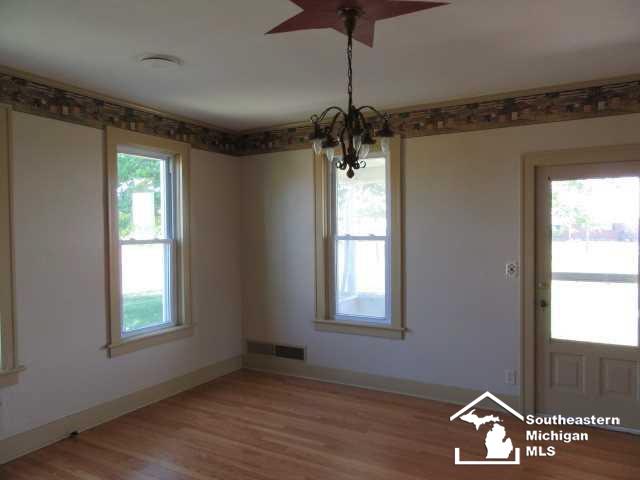 7560 Ida Center Road Ida, MI 48140 - Photo 9 of 16 20444828-8.JPG