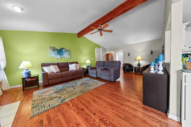 $350,000 | 25032 West McMillin Drive, Channahon, IL 60410