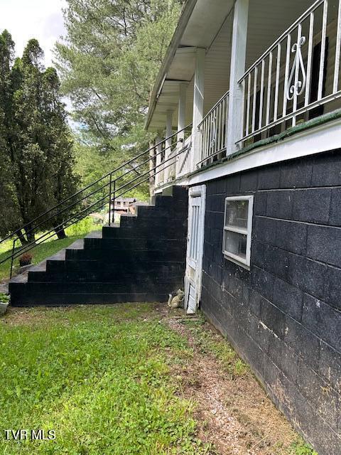 1144 Fairview Road Duffield, VA 24244 - Photo 2 of 19 IMG_7516