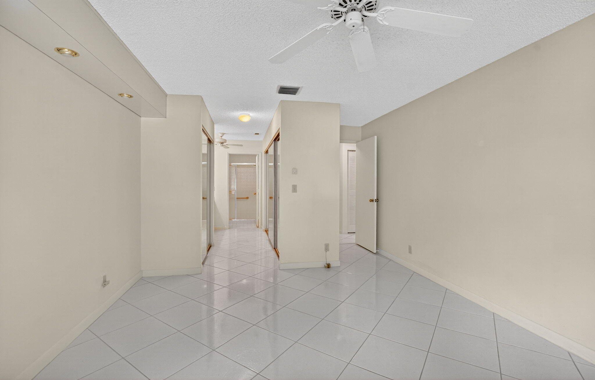 8129 Springtree Road Boca Raton, FL 33496 - Photo 19 of 65 19-web-or-mls-DSC_1130