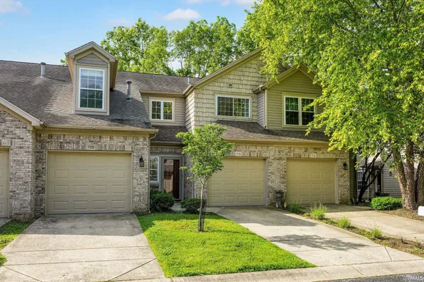 $230,000 | 718 East Bayberry Court, Bloomington, IN 47401